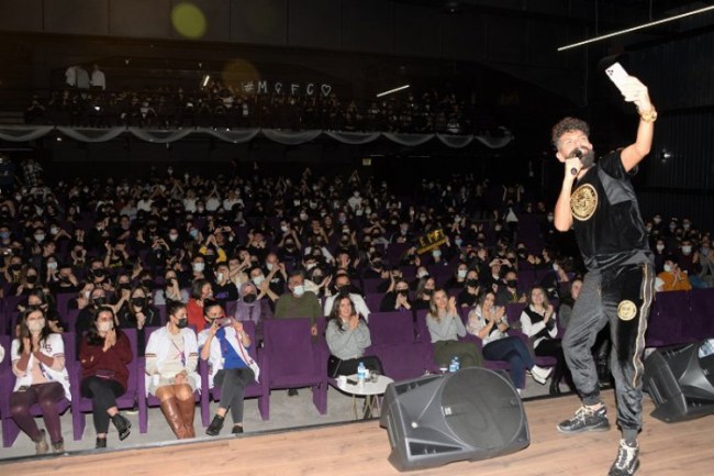 Mehmet Çevik'ten öğrencilere tam not