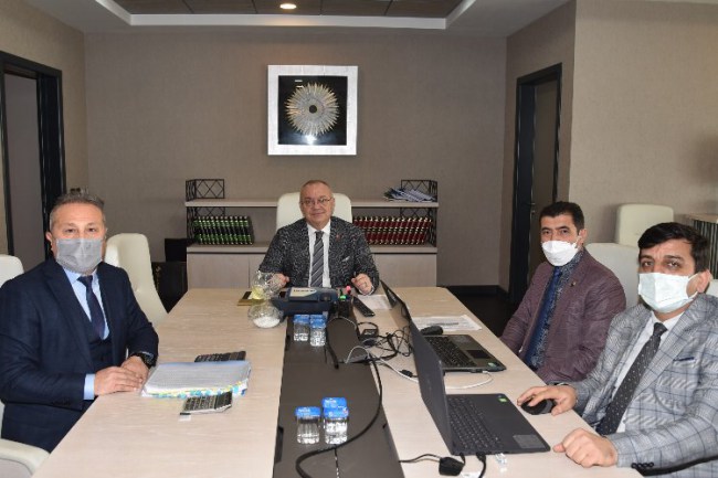 Manisa'da maaş politikaları görüşüldü