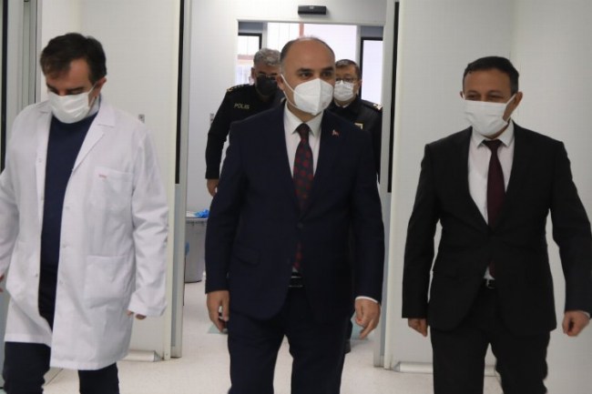 Kayseri Valisi'nden TURKOVAC övghüsü