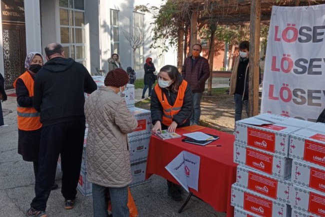 LÖSEV, Bursa ve Güney Marmara'da et dağıtımı yapıyor