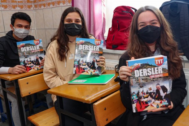 Nevşehir Belediyesi'nden üniversite adaylarına destek