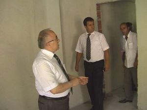 Kaymakam Çay, onarım çalışmalarını yerinde inceledi..