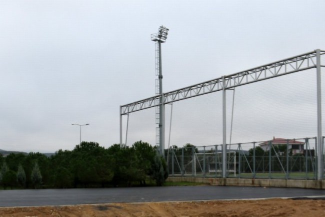 Kocaeli Dilovası Çerkeşli'deki sahanın asfalt kaplaması tamamladı