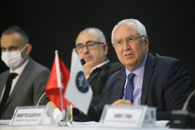 İzmir Karabağlar'da onaylanan planı vatandaş değerlendirdi