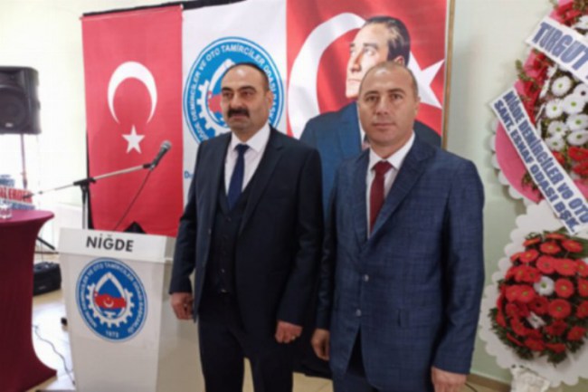 Niğde Demirciler Odası'nda bayrak değişimi