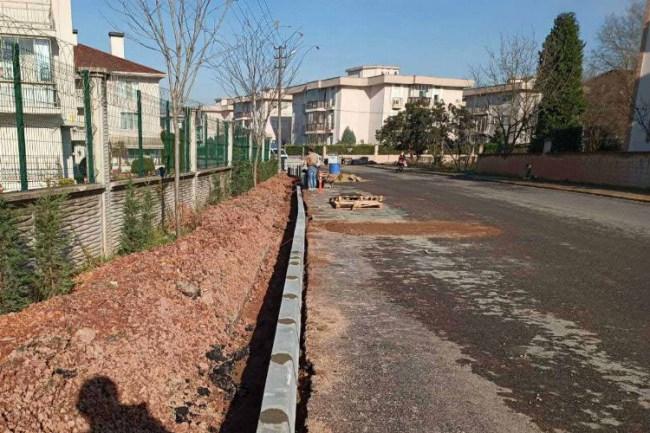 Kocaeli Kartepe'de kaldırım imalatı