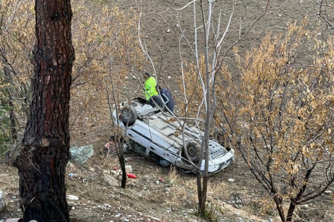 Adıyaman'da araç takla attı: 4 yaralı