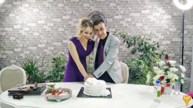 Gazeteci Altan Akçakese nişanlandı