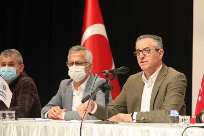 İzmir Gaziemir'de Sarnıç'taki tapu sorununda çözüme gidildi