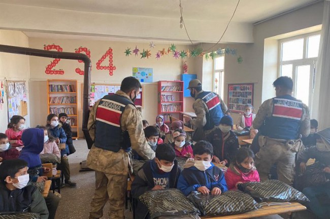 Adıyaman'da jandarmadan örnek davranış