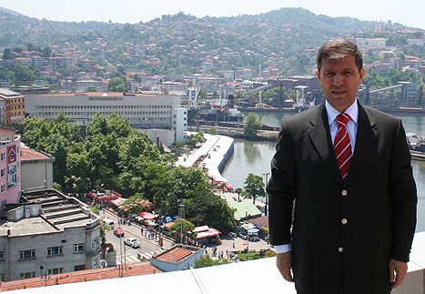 Ali Uzun'un eşi vefat etti..