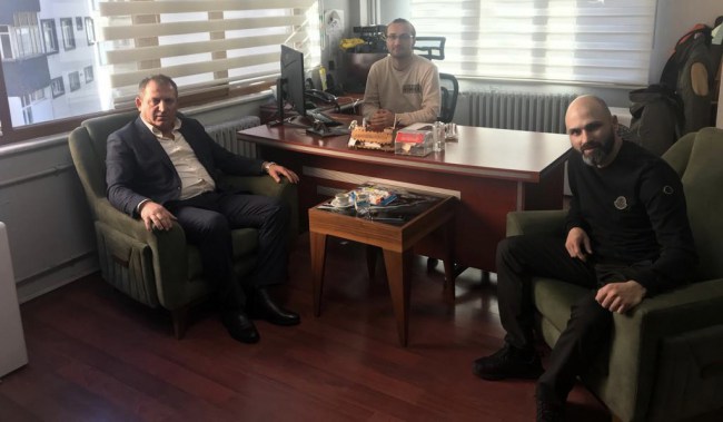 Niyazi Özcan’a bir destek de ADC Demirçelik ve Boracell’den