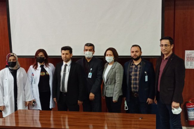 Başhekim Çetinkaya: "Sağlık ordusuna saldırı kabul edilemez"