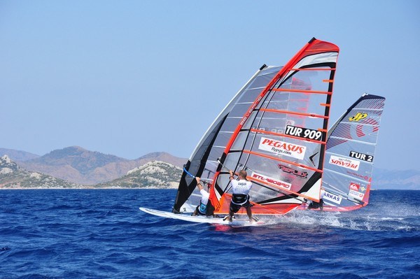 Windsurf heyecanı başlıyor
