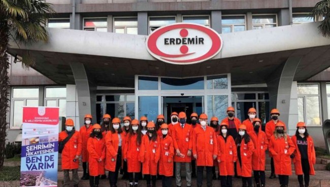 130 lise öğrencisi Erdemir’i ve üretim süreçlerini tanıma fırsatı buldu