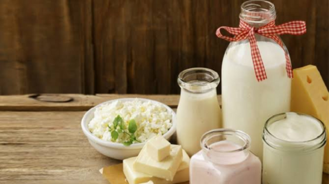 Ticari süt işletmelerince 836 bin 959 ton inek sütü toplandı