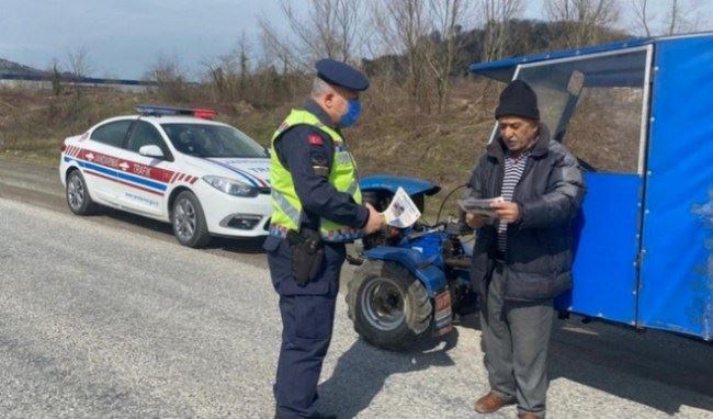 Zonguldak'ta jandarma trafik timleri patpat kazalarına karşı uyardı