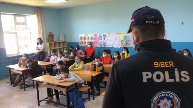 Zonguldak İl Emniyet Müdürlüğünden Siberay farkındalık eğitimi