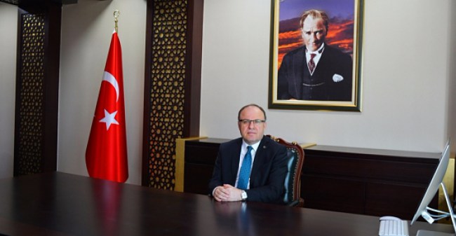 Vali Tutulmaz'dan 18 Mart Çanakkale Zaferi kutlama mesajı