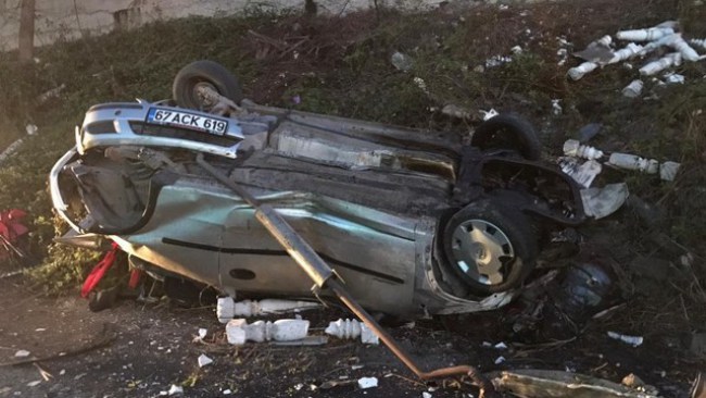 Gülüç ırmağına uçan araçtan yara almadan çıktı