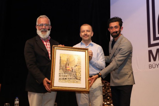 "Mesnevi'den Hikâyeler" söyleşisi izleyicilerle buluştu