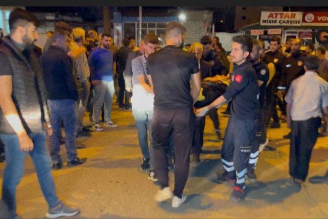 Adıyaman'da otomobil ile motosiklet çarpıştı