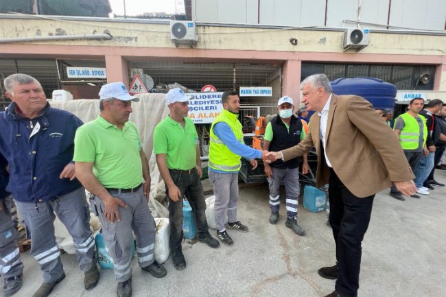 İzmir Narlıdere'de bayramlaşma
