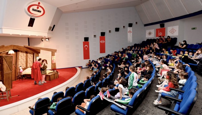 OYAK’ın Maden Metalürji Şirketleri’nden minik sanatseverlere çocuk tiyatrosu şenliği