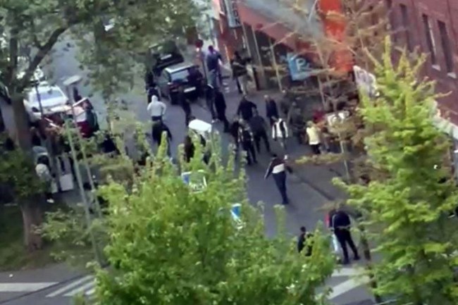 Almanya'da iki grup arasında silahlı çatışma: 15 gözaltı