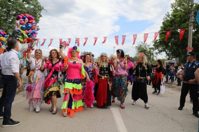 Edirne'de dev Kakava ateşi yeniden yandı