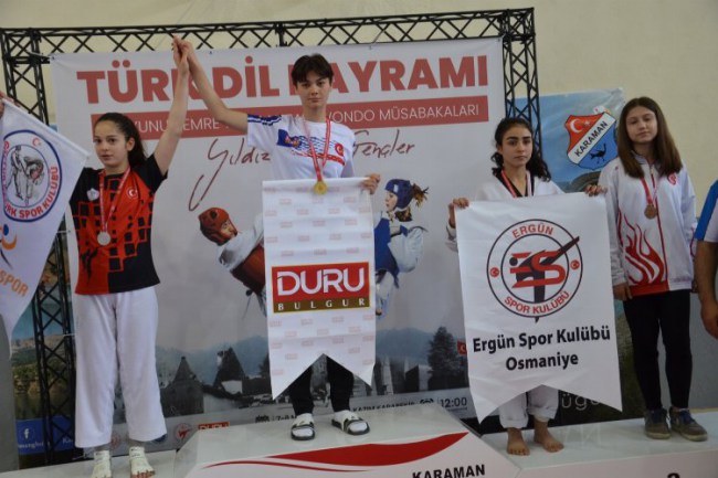 Duru Bulgur, Yıldızlar Gençler Taekwondo Şampiyonası'nda üçüncü oldu