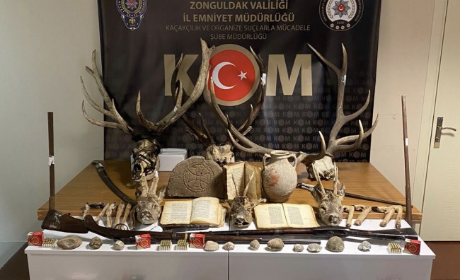 Devrek‘te tarihi eser kaçakçılarına operasyon