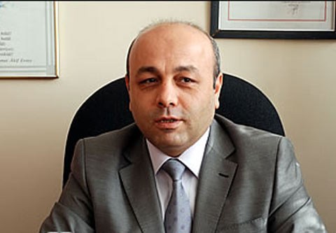 Öztürk'ün istediği oldu: Kongre ertelendi!..