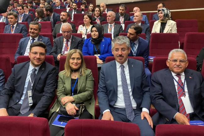 Kayseri Büyükşehir Belediye Başkanı Büyükkılıç, Ankara'da AK Parti Genişletilmiş İl Başkanları Toplantısı'na  katıldı 