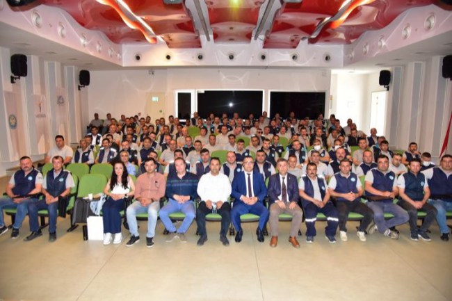 Manisa'da haşereyle mücadele ekiplerine bilgilendirme toplantısı