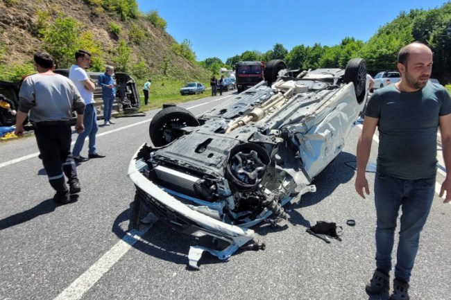 Düzce'de trafik kazası: 2 yaralı