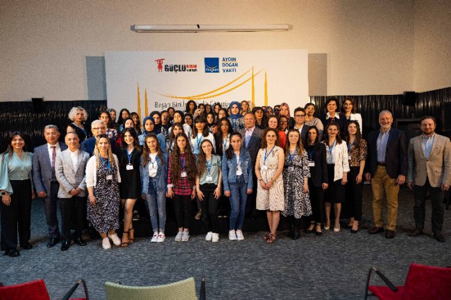 Aydın Doğan Vakfı başarılı öğrencileri 19 Mayıs haftasında İstanbul'da ağırladı