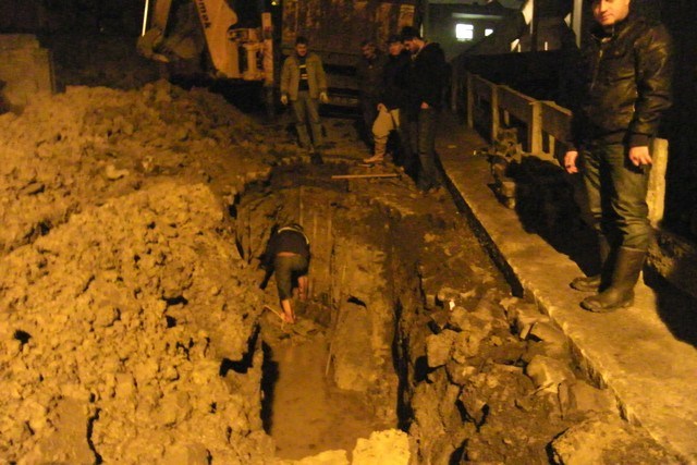 Kilimli belediyesi gece-gündüz çalışıyor..