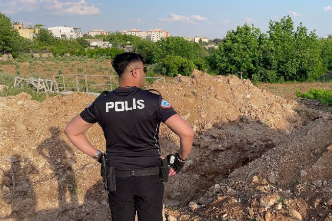 Adıyaman'da bir işçi göçük altında kaldı!