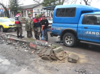 Maskeli soyguncular yakalandı