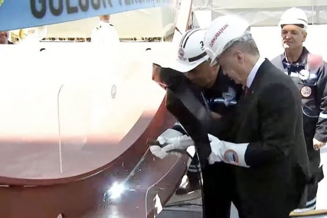 Yeni tip denizaltılar donanmaya kazandırılacak... İlk kaynak Erdoğan'dan