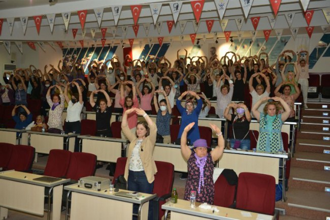 İzmir Çiğli Belediyesi'nden meme kanseriyle mücadeleye destek