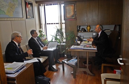 ERDEMİR'den Candan'a nezaket ziyareti..