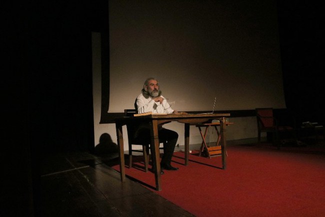 ‘Üstad' Sakarya AKM'de sahnelendi