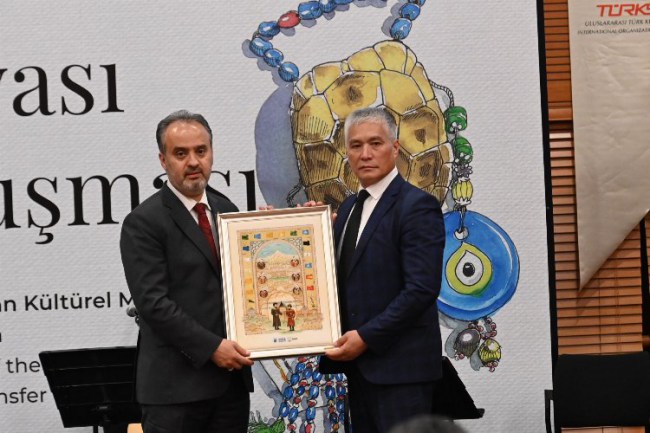 Başkan Aktaş'a fahri profesörlük