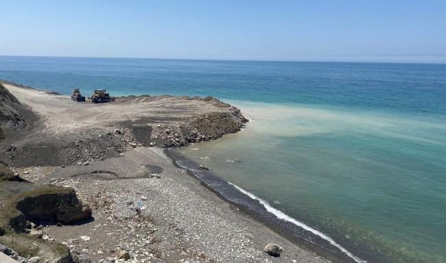 Marmara Çimento iskele yapımına başladı