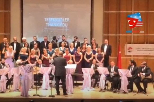 NY Vatan Korosu'nun konseri muhteşem geçti