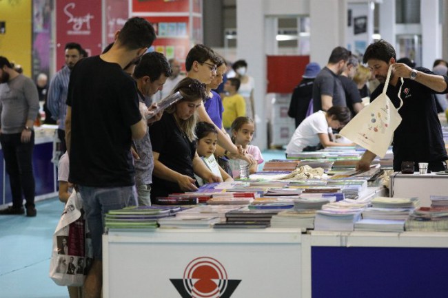 Gaziantep Kitap Fuarı'na yoğun ilgi
