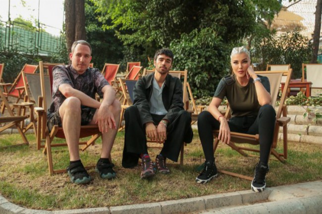 Ünlü Dj'ler ile şirket açılışı yaptı