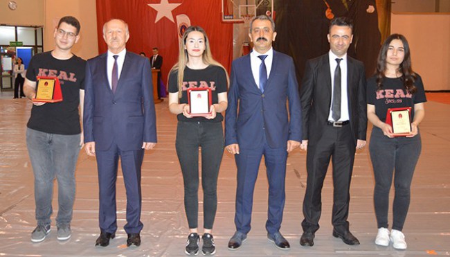 KEAL, 41. dönem mezunlarını uğurladı